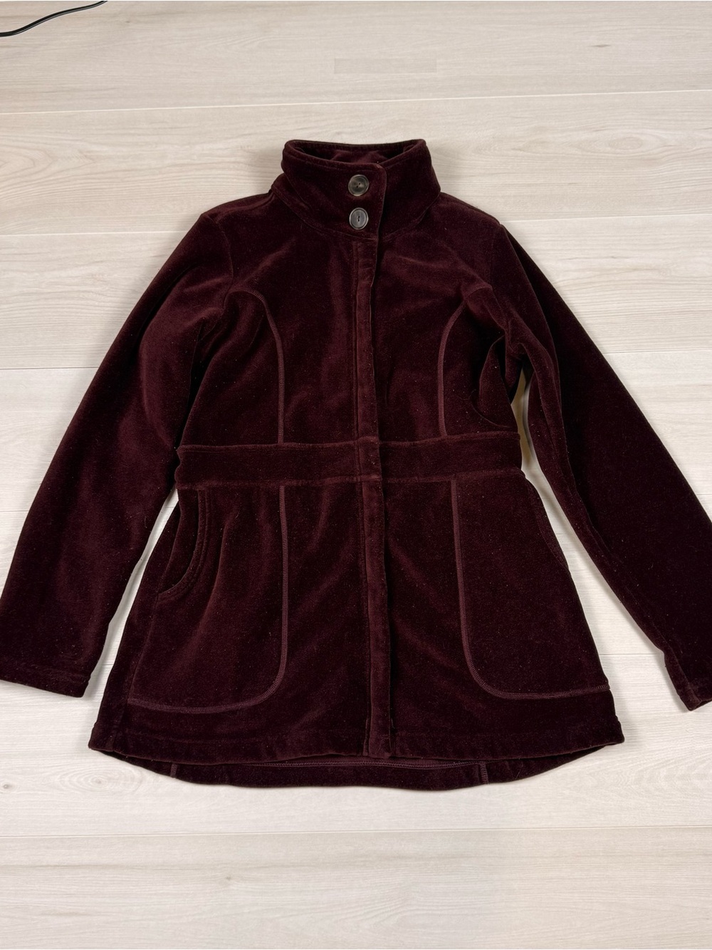 Vintage Patagonia luminous wind zone Women's Deep Burgundy Velvet Pea Coat